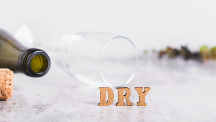 Dry, Januar, Alternative