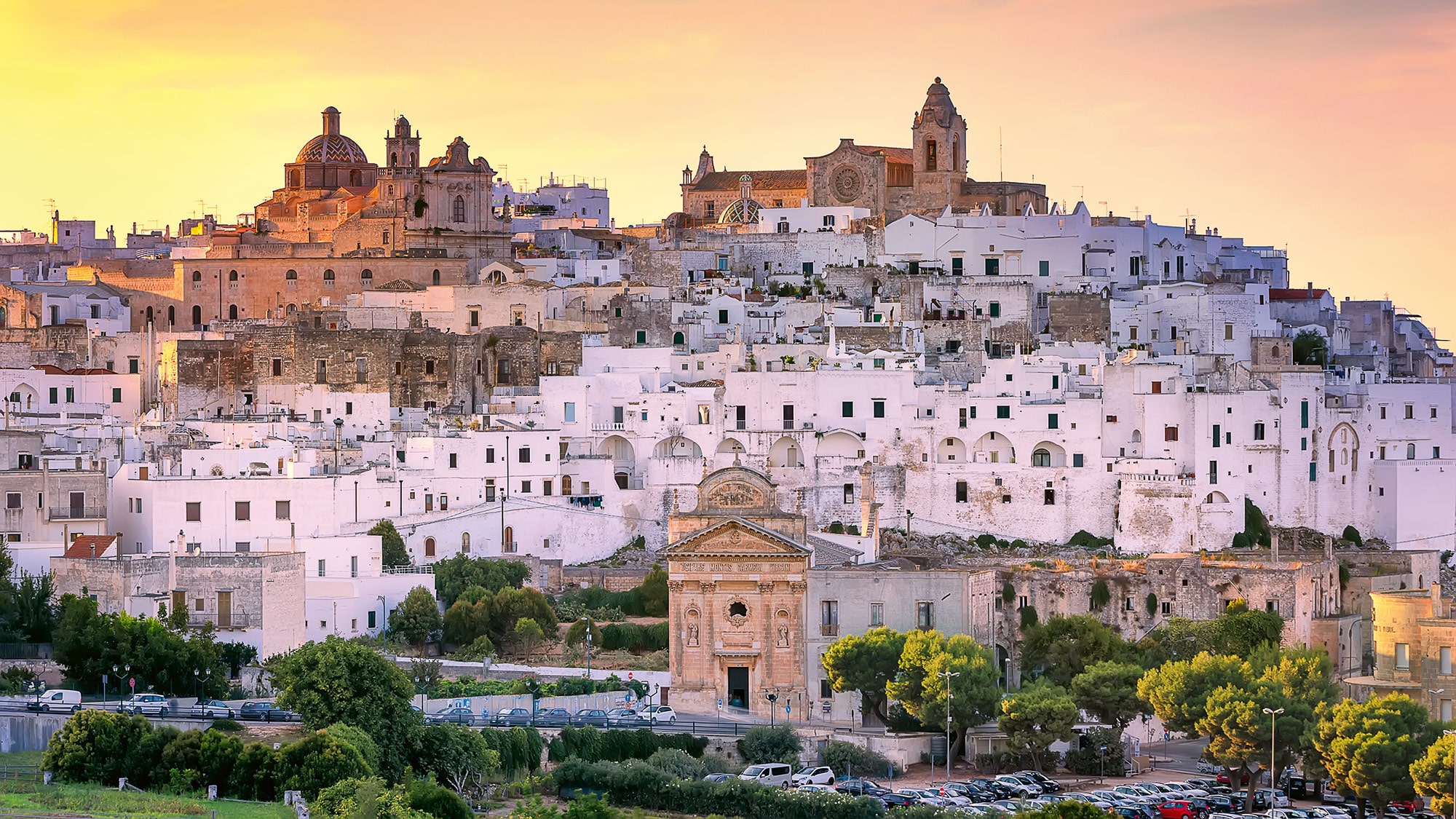 Ostuni – également appelée «Città Bianca» – dans les Pouilles